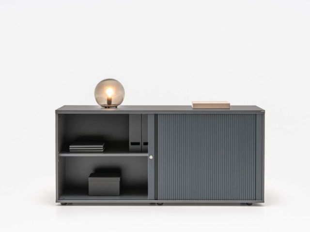 standard_roller_door_cabinet_1